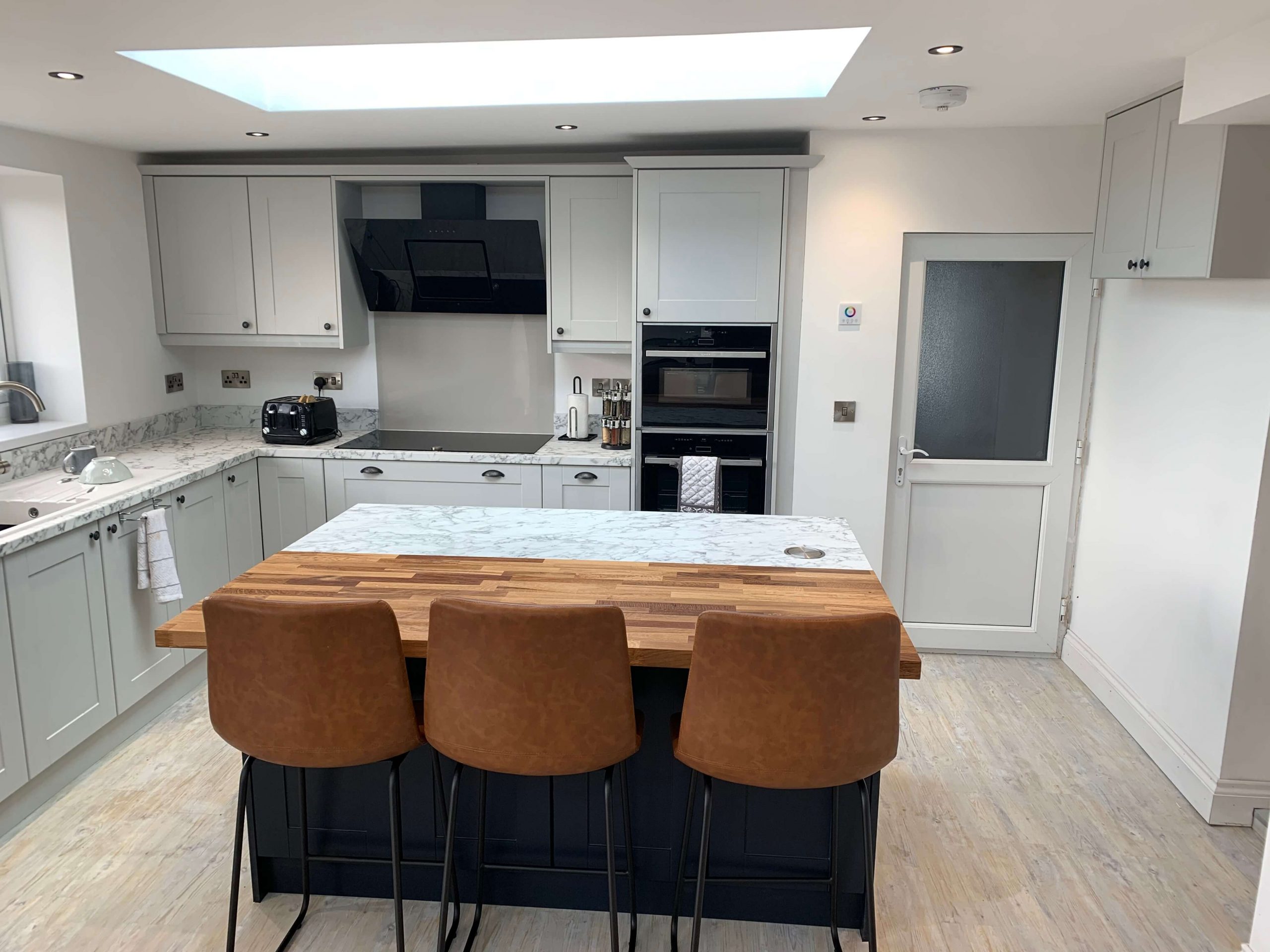 South West Fitted Kitchens Ltd 7 Oven Hob And Extractor